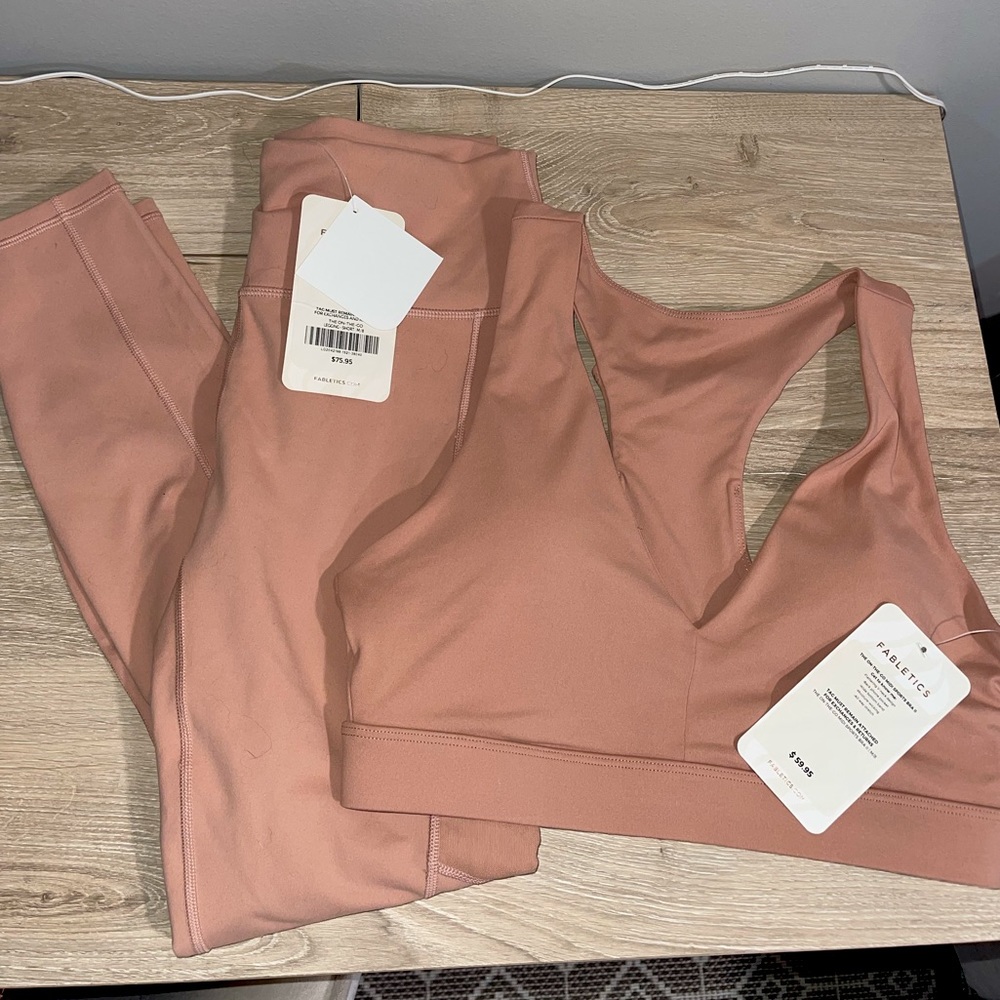 Fabletics workout set